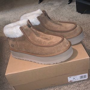 Brand New Ugg Funkette Boots